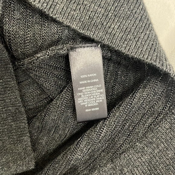 Express Sweater - Picture 5 of 5